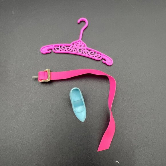 VTG 1965 Barbie Learns to Cook #1634 Dress Belt Shoe Hanger Toaster Kettle Pot - Picture 10 of 16